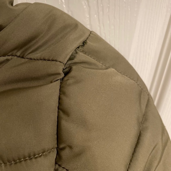 Stella McCartney Kids Green Puffer Bomber Jacket - Picture 6 of 7